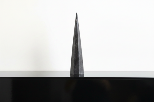 LILITH, OBELISCO GRIS
