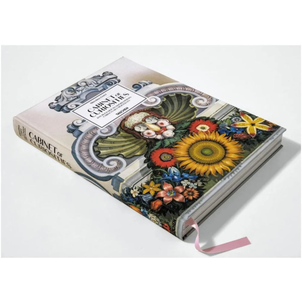 CABINET OF CURIOSITIES, LIBRO MASSIMO LISTRI