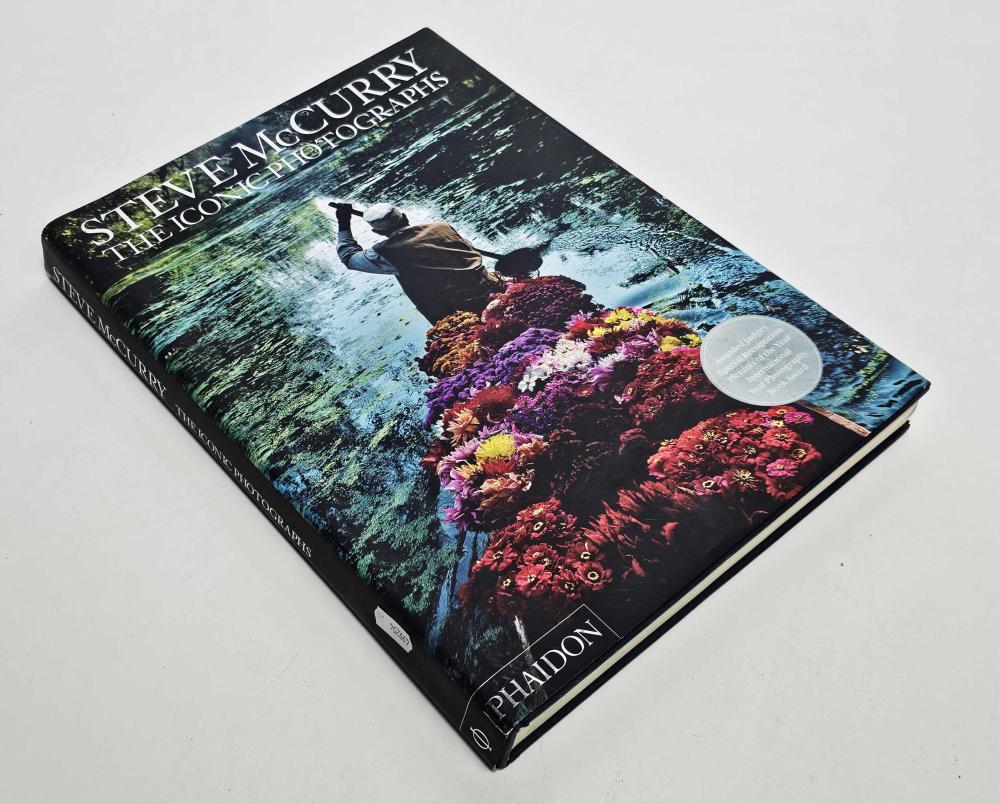 ICONIC PHOTOGRAPHS, LIBRO