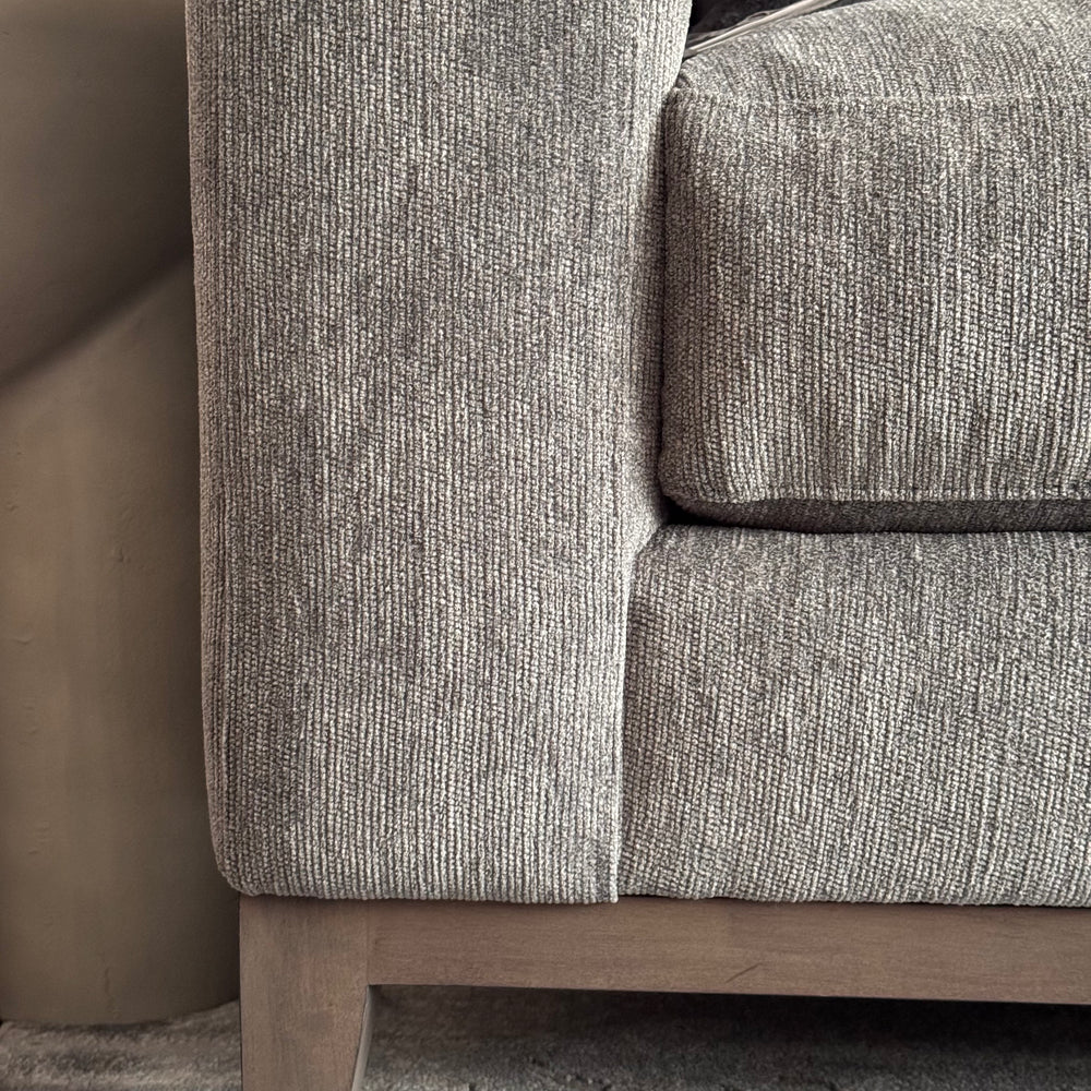 IVAN, SOFA