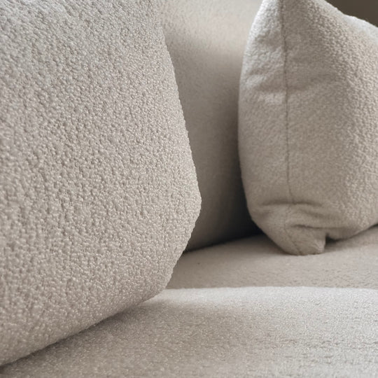 TATUM, SOFA