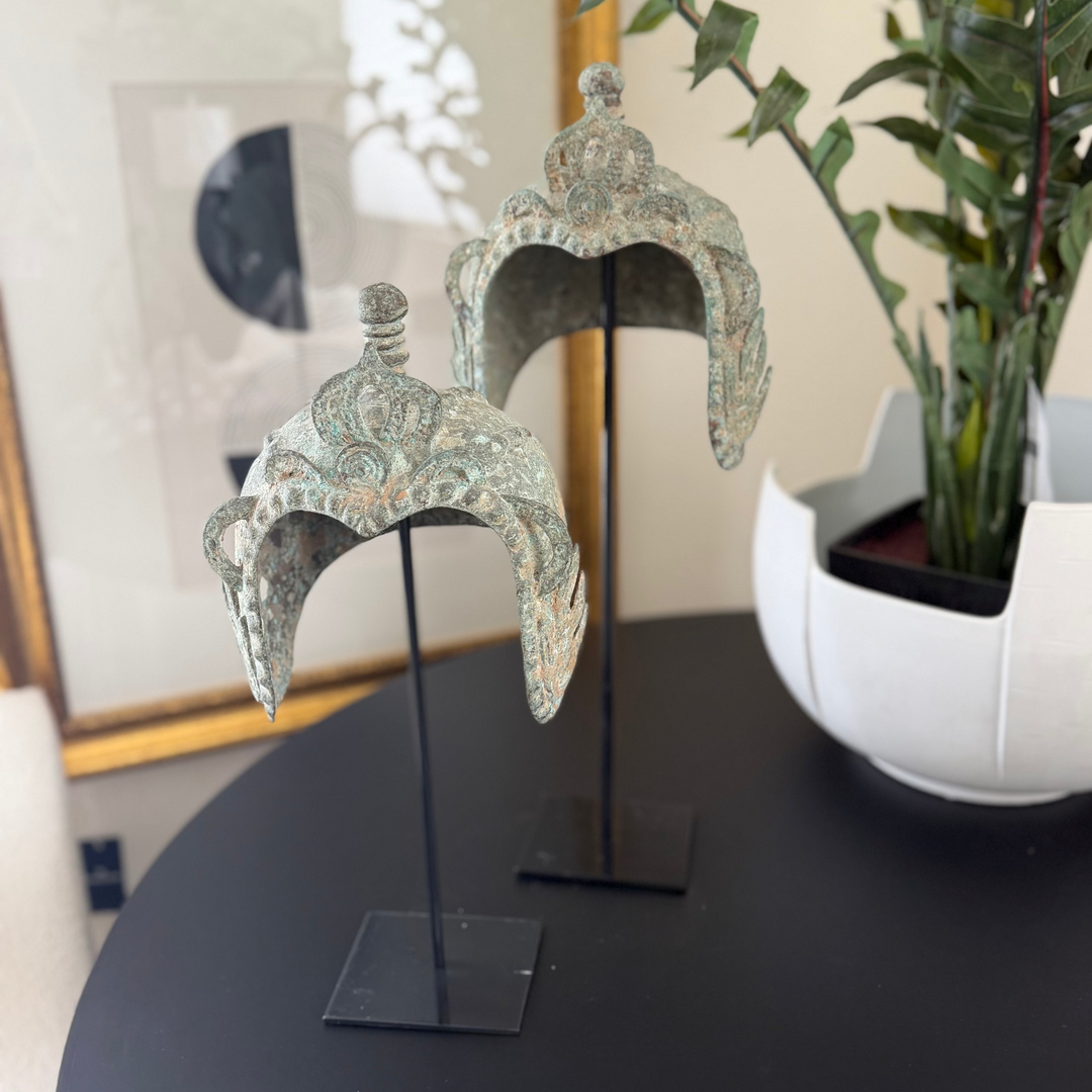CASCO PEDESTAL, ESCULTURA CHICA