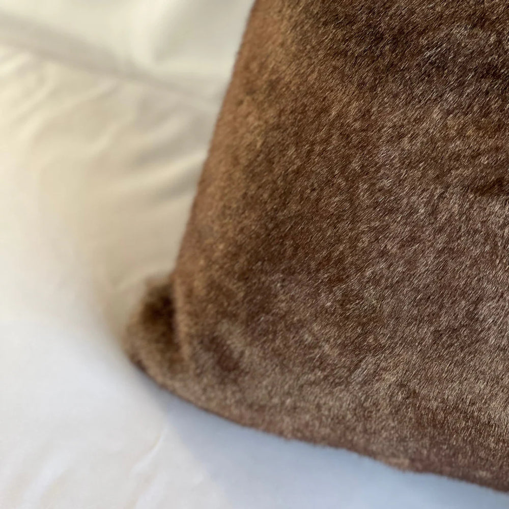 ESTEFANIA, COJIN CAFÉ CLARO