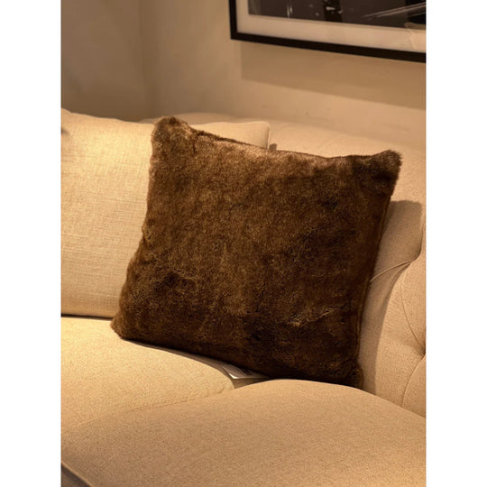 ESTEFANIA, COJIN CAFÉ CLARO